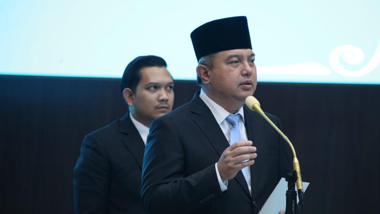 Lantik 55 Pejabat Baru, Sekjen Kemendagri Tekankan Integritas dan Dukungan Program Prioritas Presiden