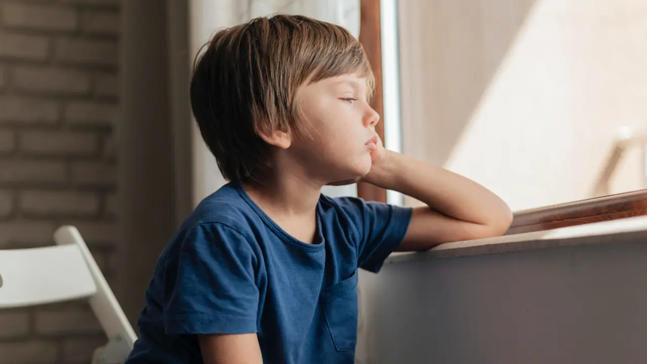 Mengapa Anak Tidak Seharusnya Dicap Nakal atau Pemalu Sejak Kecil?