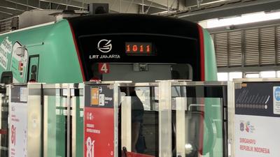 Danantara Masuk Pendanaan LRT Jakarta, Pakar Ungkap Dampak ke APBD DKI