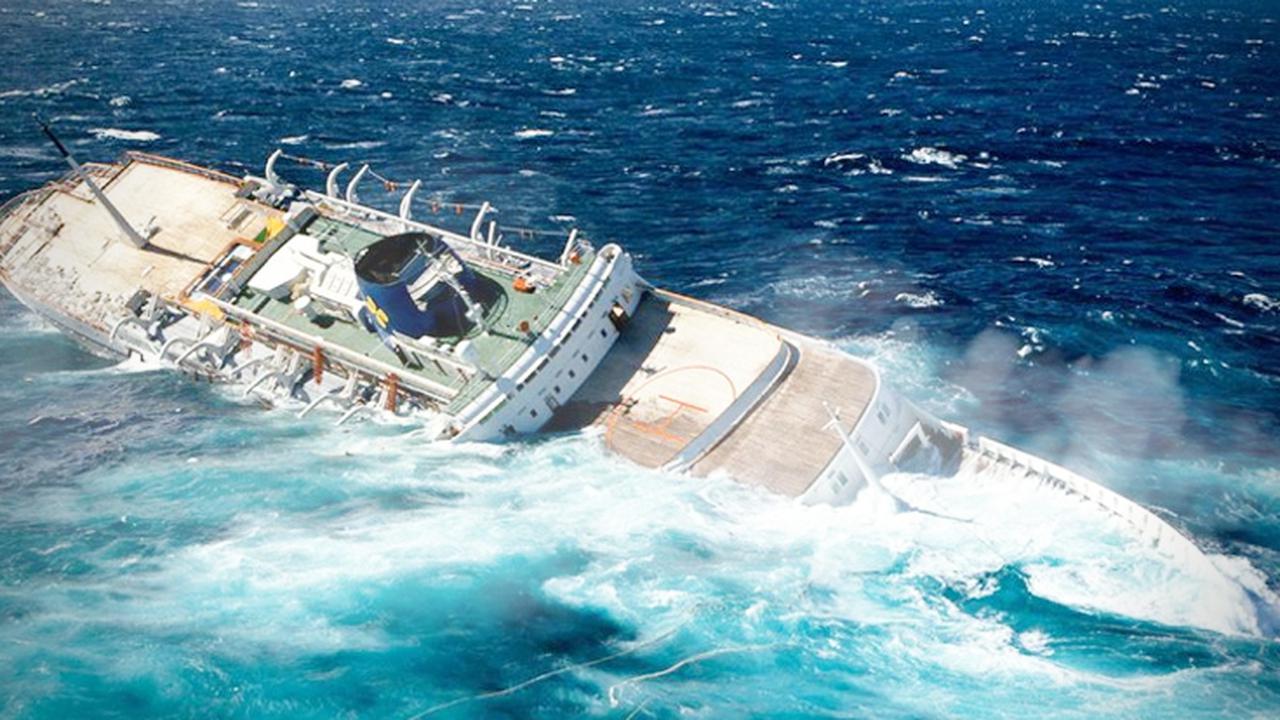 Ilustrasi Kapal Tenggelam