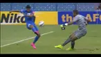 Kiper Lekhwiya wakil Qatar di Liga Champions Asia melakukan blunder lucu saat melawan Al Hilal di perempat Liga Champions Asia.