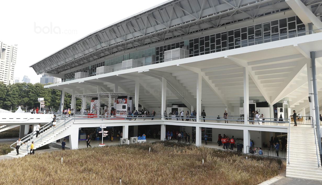 Suasana Istora Senayan, Selasa (23/1/2018). Setelah direnovasi Istora kini berkapasitas 7.120 penonton dan memiliki kursi dan pencahayaan yang lebih baik. (Bola.com/M Iqbal Ichsan)