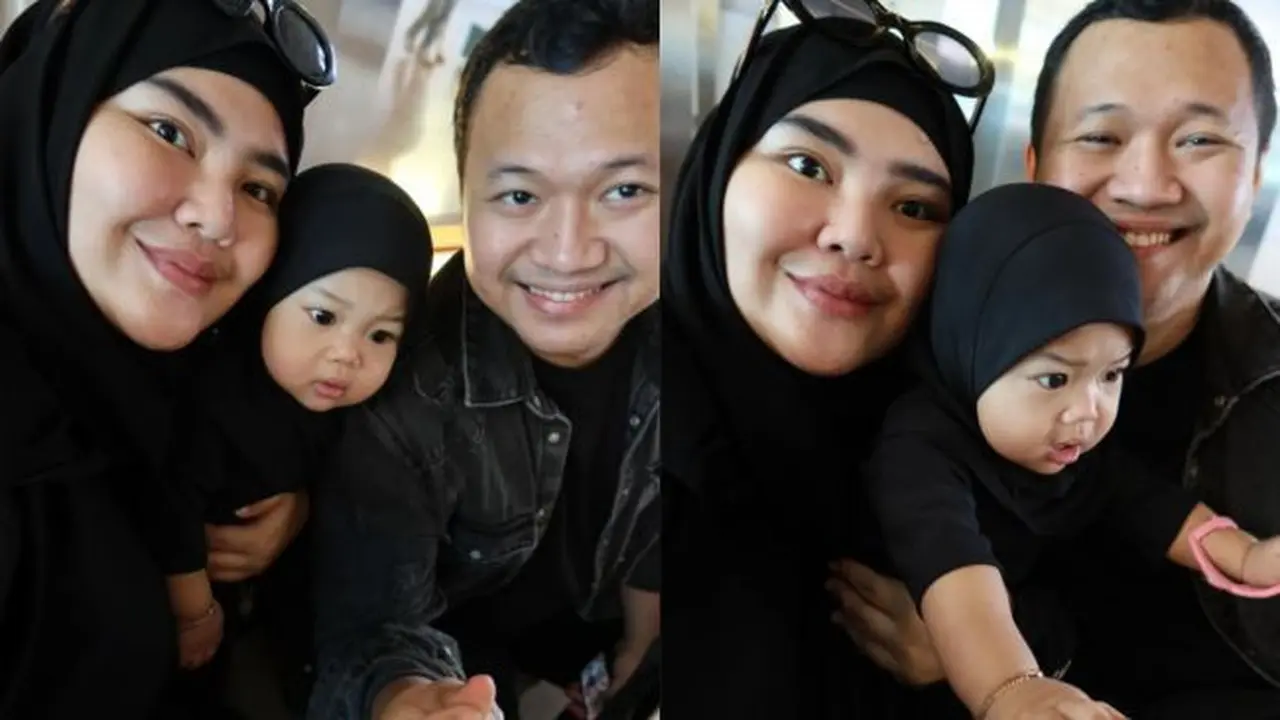 Tahun Baru Penuh Syukur, Rosa Meldianti Bagikan 5 Potret Umrah Bersama Suami dan Anak (credit: instagram.com/rosameldianti29).