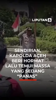 Sendirian, Kapolda Aceh Beri Hormat Lalu Temui Massa yang Sedang "Panas"