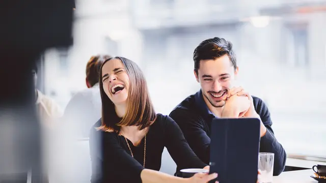 berteman dengan mantan