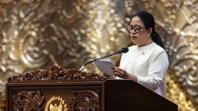 Ketua DPR RI Puan Maharani saat memimpin Rapat Paripurna pembukaan Masa Persidangan III di Gedung Nusantara II, Kompleks Parlemen, Senayan, Jakarta, Selasa (13/1/2026).