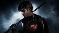 Brenton Thwaites di serial Titans (2018) (Warner Bros. Television / IMDb)