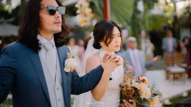 Pernikahan Marcello Tahitoe dan Cindy