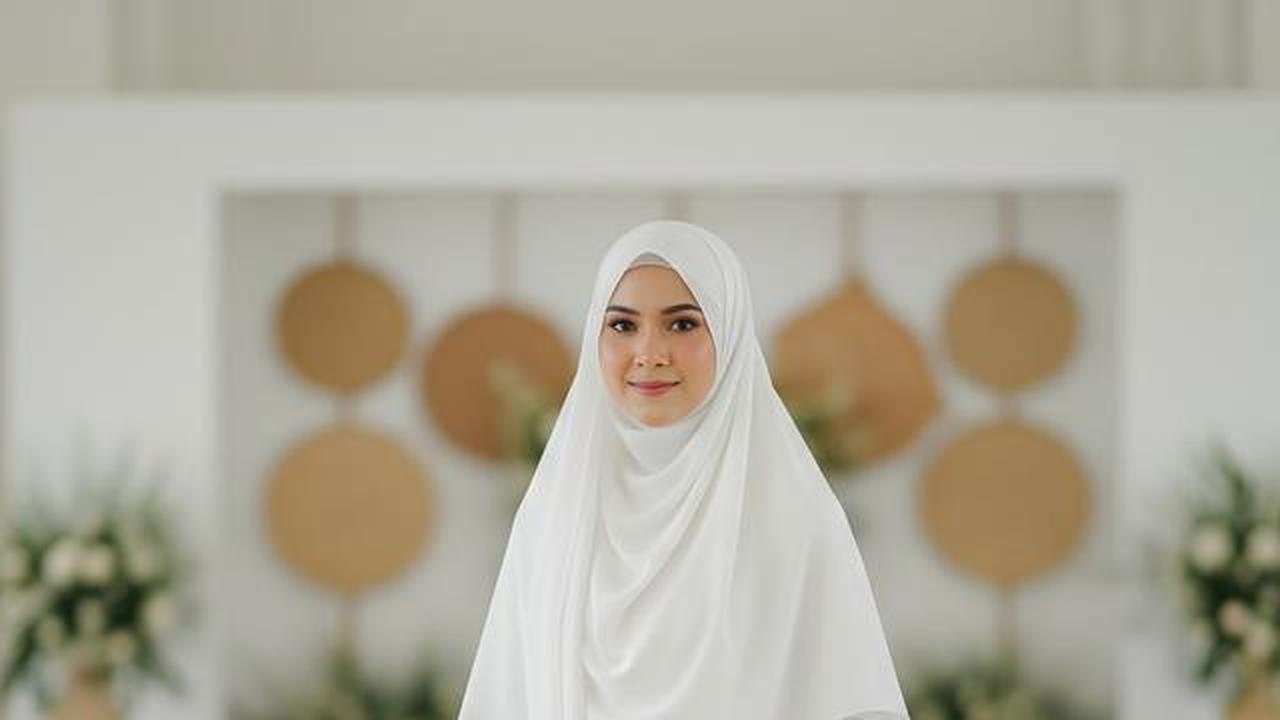 9 Model Gamis Putih Simple dan Elegan untuk Acara Syukuran, Tampil Anggun dan Bersahaja