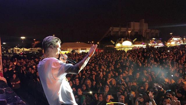 Melihat Kembali Aksi Panggung Aaron Carter
