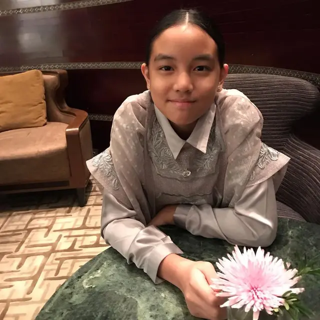 6 Potret Terbaru Aleesya Mantan Anak Sambung Laudya Cynthia Bella, Genap 15 Tahun