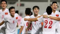 Timnas Vietnam U-19 sukses mengalahkan Bahrain di perempat final Piala AFC U-19 2016. Kemenangan itu mengantar Vietnam U-19 untuk pertama kalinya lolos ke Piala Dunia U-20. (AFC)