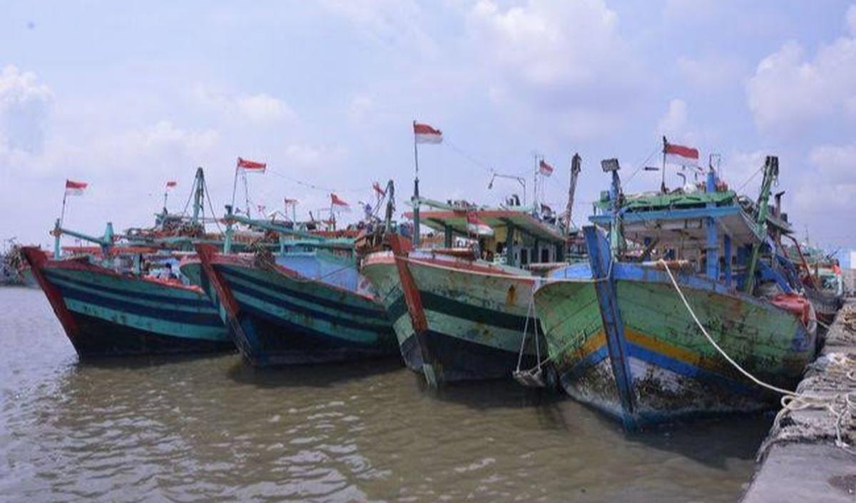 Pada hari kedua pencarian, tim Unit Siaga SAR Sumenep telah melakukan pencarian dengan menggunakan RIB di area seluas 9 mil laut.<br>