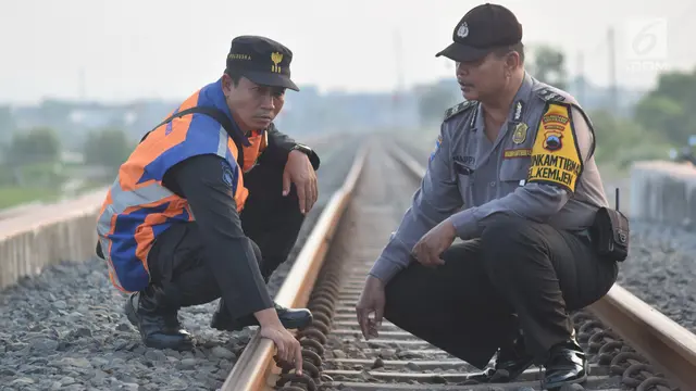Pemeriksaan Rel Kereta Api