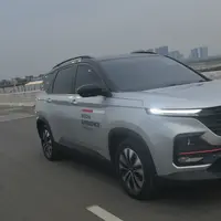 Merayakan Hari Kartini 2022, Wuling Motors mengajak jurnalis perempuan untuk merasakan inovasi produk Almaz RS yang memiliki Wuling Interconnected Smart Ecosystem (Foto: Dok. Wuling Motors)