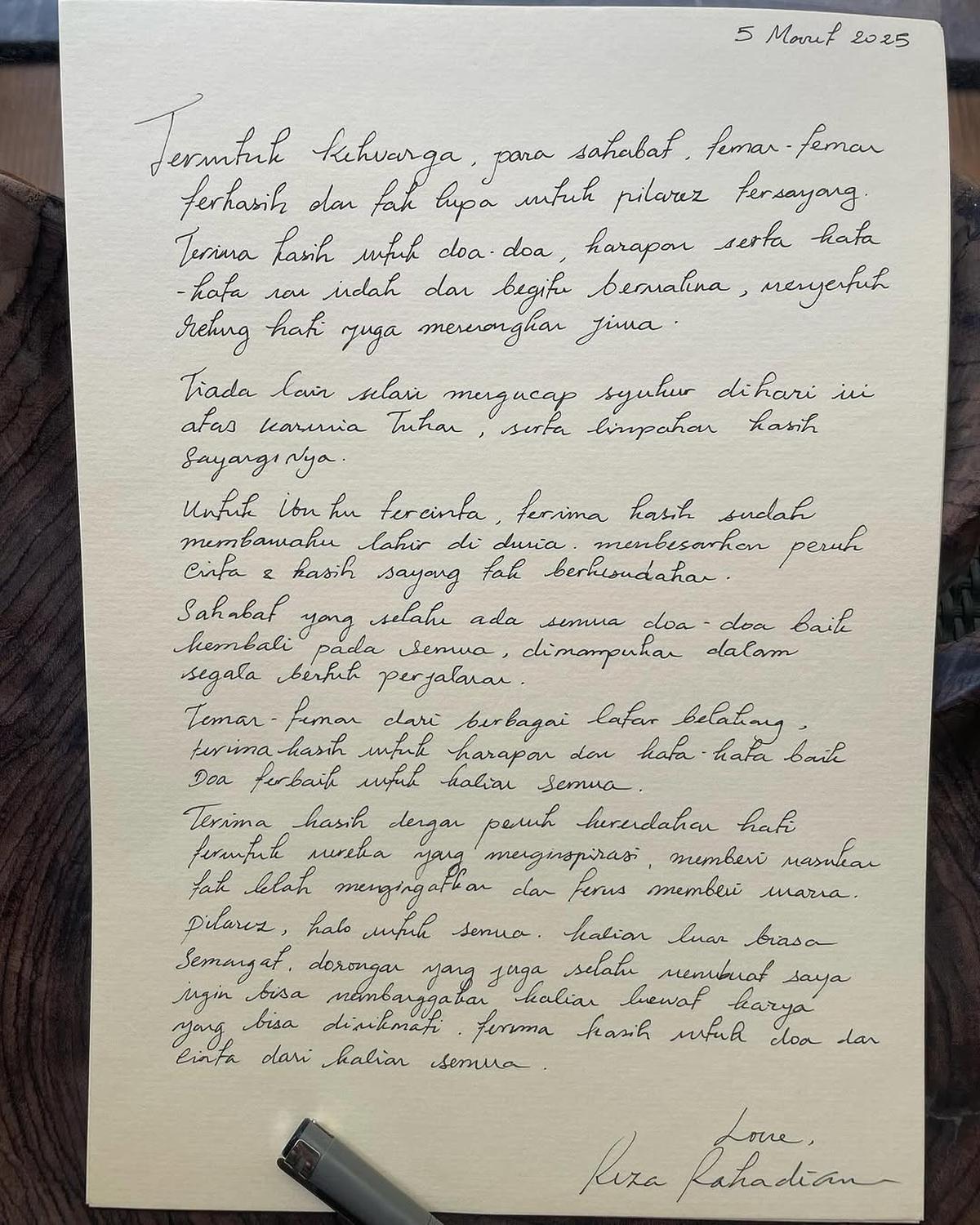 Reza Rahadian Tuliskan Surat Ucapan Terima Kasih di Hari Ulang Tahun untuk Keluarga, Sahabat dan Fans