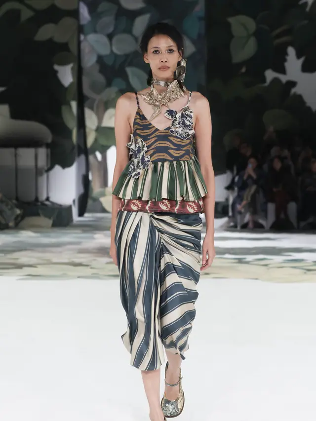 Patina, Koleksi BIYAN Spring Summer 2027 yang Mengubah Jejak Waktu Menjadi Karya Mode