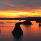 Senja di Raja Ampat dari Puncak Wawiyai (Foto: Ana Septiana)