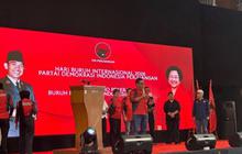 Hasto PDIP Ajak Buruh Perkuat Persatuan Hadapi Tantangan Ekonomi dan Perjuangkan Kesejahteraan
