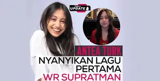 Antea Putri Turk mencuri perhatian dengan membawakan kembali lagu pertama ciptaan WR Supratman, "Indonesia Tjantik." Sebagai cicit sang pencipta lagu kebangsaan, ia berinisiatif menciptakan melodi untuk lirik yang telah lama ditemukan. Simak videonya dalam Fimela Update berikut!