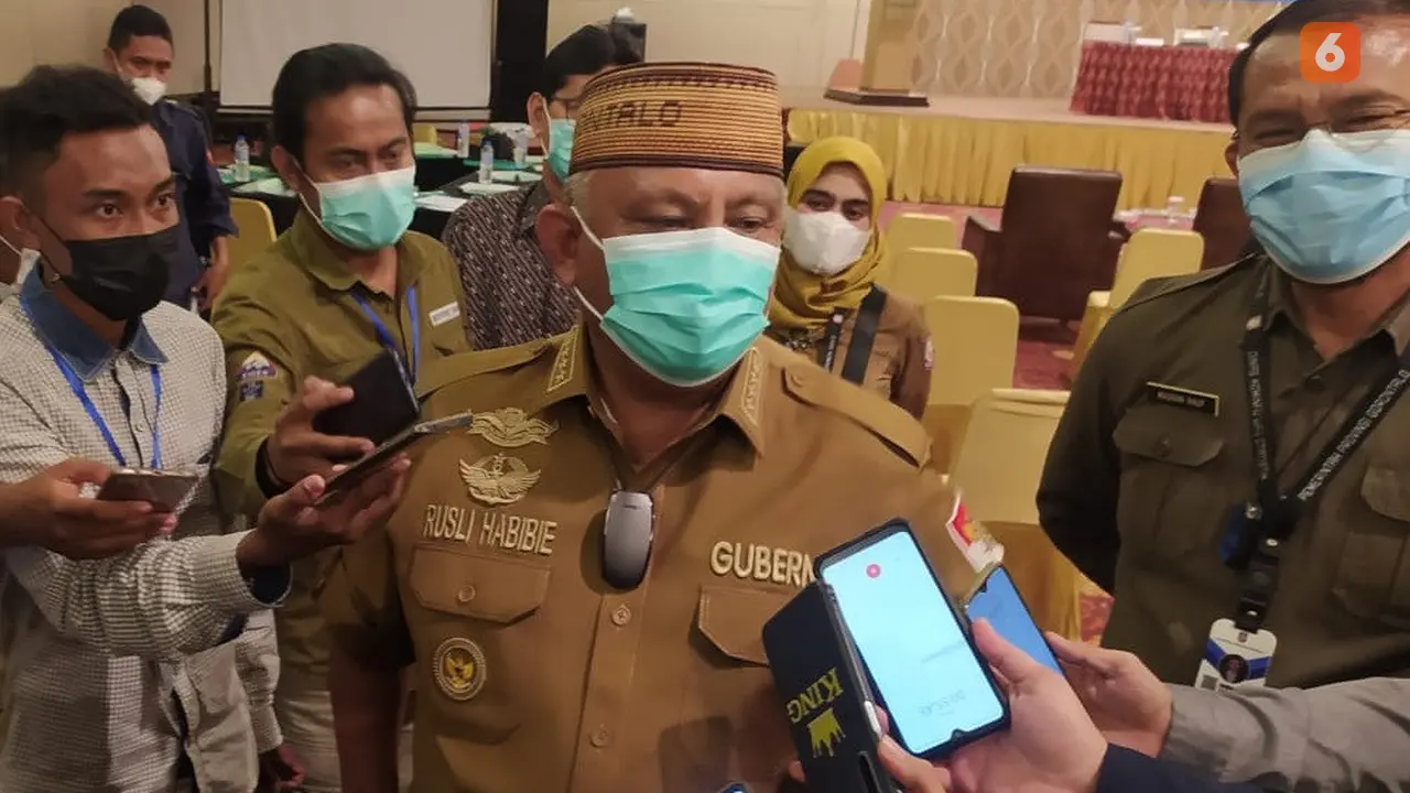 Gubernur Gorontalo Rusli Habibie (Arfandi Ibrahim/Liputan6.com)