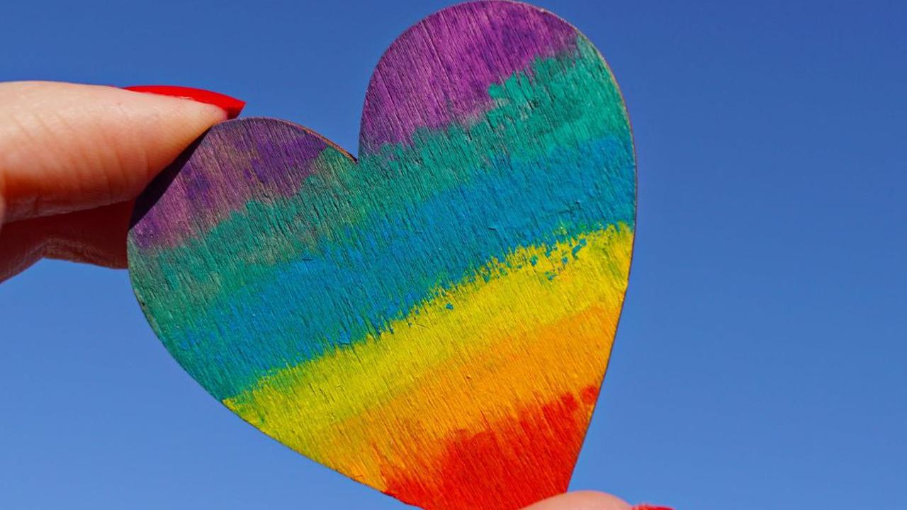 LGBT Bikin Resah Dunia Pendidikan di Garut, Guru Temukan Grup Pelajar Khusus Penyuka Sesama Jenis