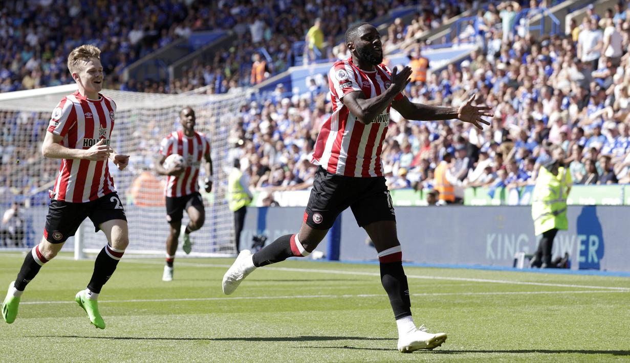 Josh Dasilva telah memasuki musim kelimanya bermain di Brentford. ia tercatat telah mengoleksi dua gol di Liga Inggris 2022/2023 sejauh ini. Gol pertamanya dicetak saat bermain imbang 2-2 dengan Leicester pada pekan pertama, (07/07/2022). Sementara satu gol lainnya dicetak saat menggulung Manchester United 4-0 pada pekan kedua, (13/08/2022). (AP/PA/Richard Sellers)