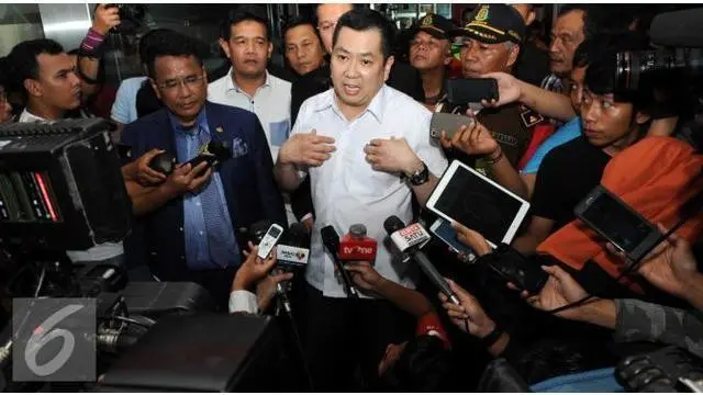 NEWS FLASH: Diperiksa Penyidik Hary Tanoe Tidak Tahu Soal Mobile 8