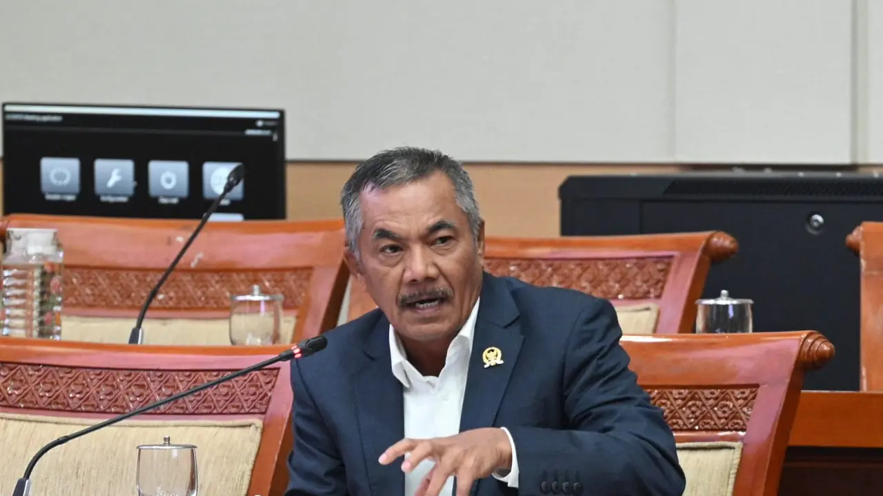 Anggota Komisi III DPR RI, Sarifuddin Sudding dalam rapat kerja Komisi III DPR.