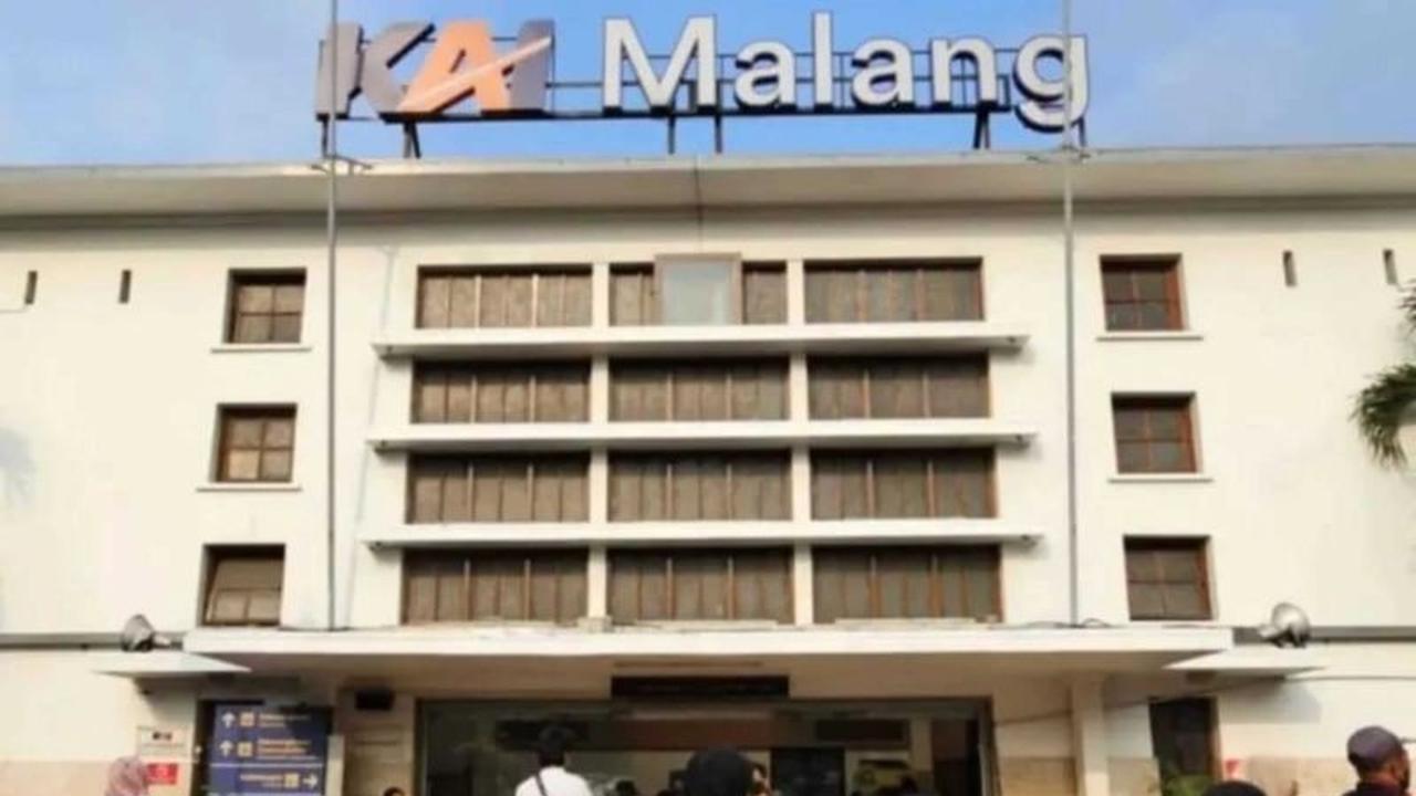 Lonjakan Penumpang di Awal Angkutan Nataru, Lebih dari 21 Ribu Orang Padati Stasiun Malang