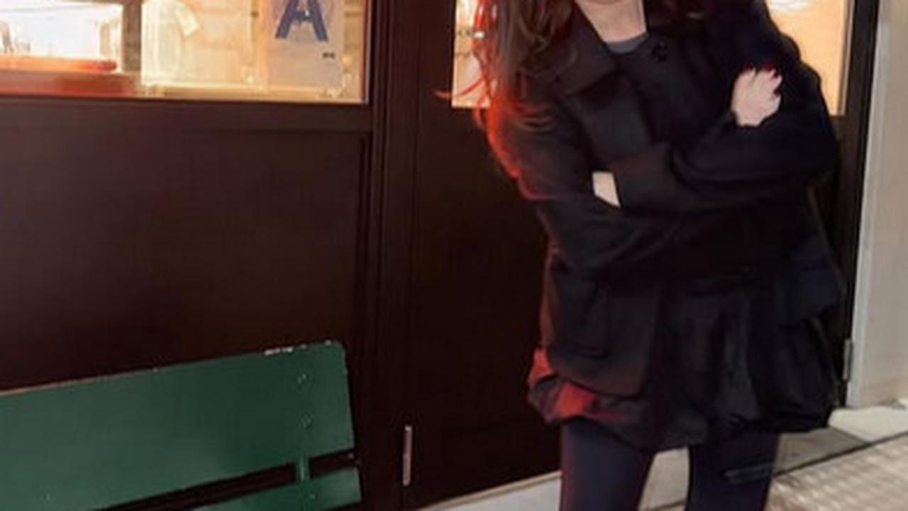 Potret Cantik Ayu Ting Ting Nikmati Pizza di Osaka, Tempat yang Pernah Dikunjungi Jennie Blackpink