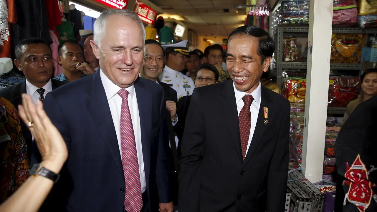 20151112-Jokowi-Lucy-Turnbull-Reuters