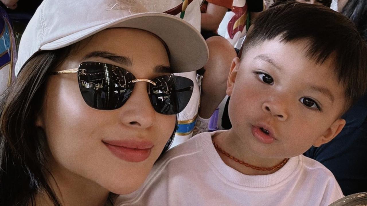 7 Potret Issa Anak Nikita Willy Jalan-Jalan di Amerika, Bikin Gemas Minta Difoto Bareng Sang Ayah