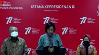 Keterangan Pers Menteri Keuangan Sri Mulyani, Menteri Sosial Tri Rismaharini dan Gubernur Bank Indonesia Perry Wajiyo mengenai tambahan bantalan sosial, Sein (29/8/2022).