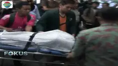Hujan deras yang mengguyur Kota Surabaya sejak Jumat siang kemarin membuat sejumlah pemukiman penduduk tergenang.