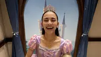 Mahalini Raharja Jadi Rapunzel Saat Nikmati Disney Cruise dengan Tas Hermes Rp711 Jutaan