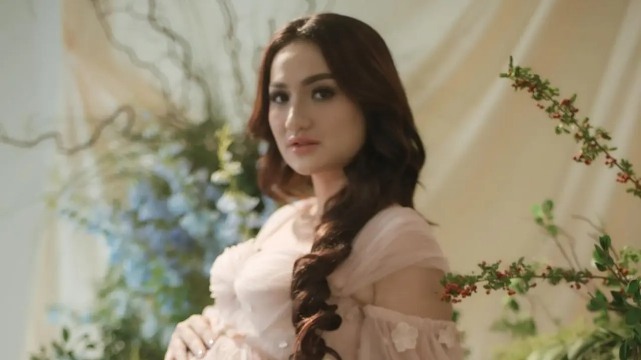 Kehamilan Kedua Tengku Dewi Putri