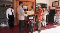 vaksin Berhadiah Sepeda Motor ala Polres Sukoharjo (Dewi Divianta/Liputan.com)