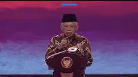 Wakil Presiden Ma'ruf Amin dalam ASEAN Business Awards 2023 di Hotel Ritz-Carlton, Jakarta, Senin (5/9/2023). Menurutnya, pengusaha di kawasan ASEAN memang didominasi oleh UMKM. (Arief/Liputan6.com)