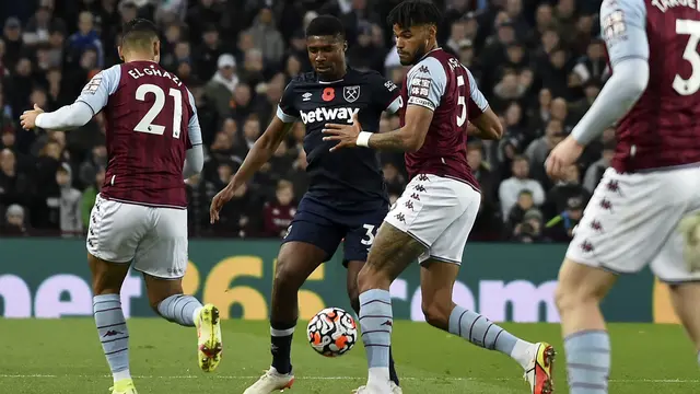 Aston Villa vs West Ham United di Liga Inggris