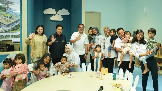 Menteri Badan Usaha Milik Negara (BUMN) Erick Thohir meluncurkan fasilitas daycare di Kementerian BUMN, pada Jumat (22/12/2023). (Dok KBUMN)