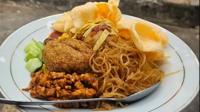 Nasi kuning di Bandung (Foto: Google Maps/Daffa Cahyonoputra)