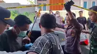Suasana Panas Penangkapan Pembunuh Janda di Lampung, Pelaku Diamuk Warga saat Hendak Dibawa Polisi