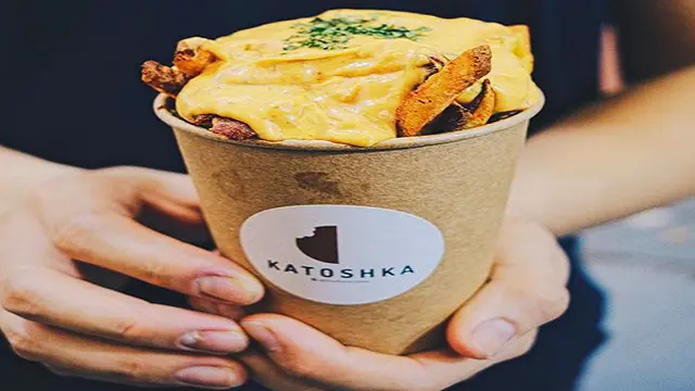 Pria Ini  Hasilkan Rp 19 Juta/hari Dari Berjualan Kentang Goreng