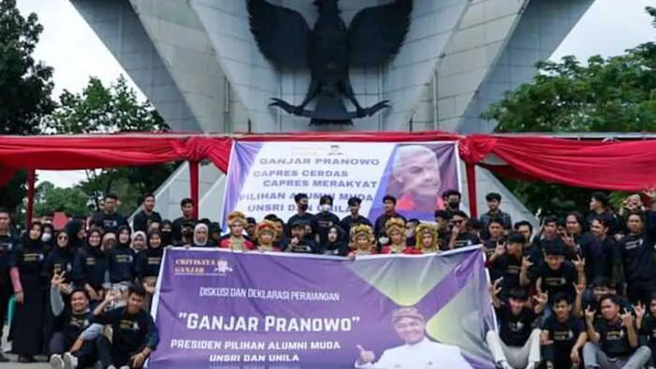 Generasi Alumni Muda Unsri dan Unila Bersama Ganjar (Crivisaya Ganjar) mendeklarasikan dukungan untuk Ganjar Pranowo menjadi Presiden 2024 di Monpera, Kota Palembang, Sumatera Selatan, Jumat 9 Juni 2023 (Istimewa)