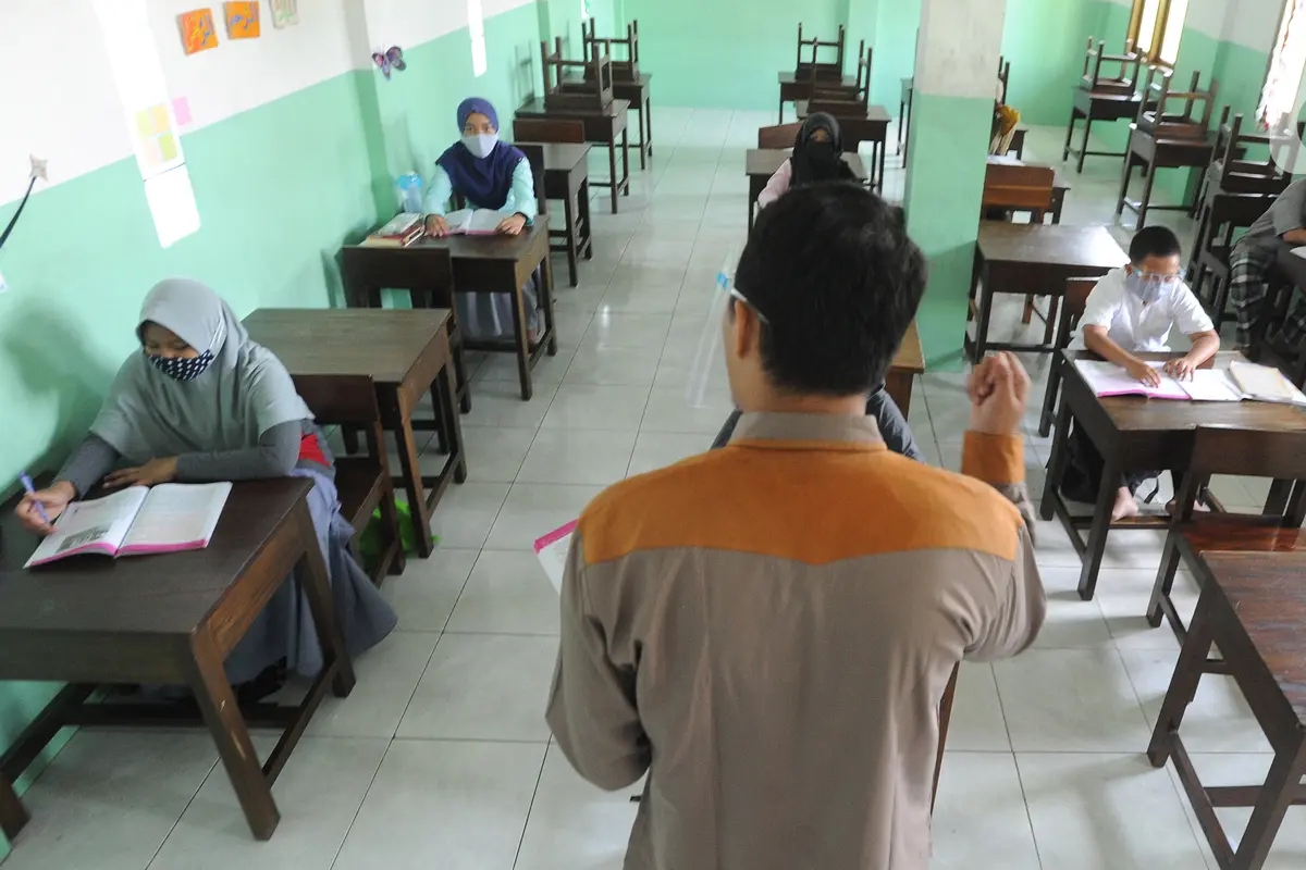 Melihat Penerapan Sekolah Tatap muka di Tangsel