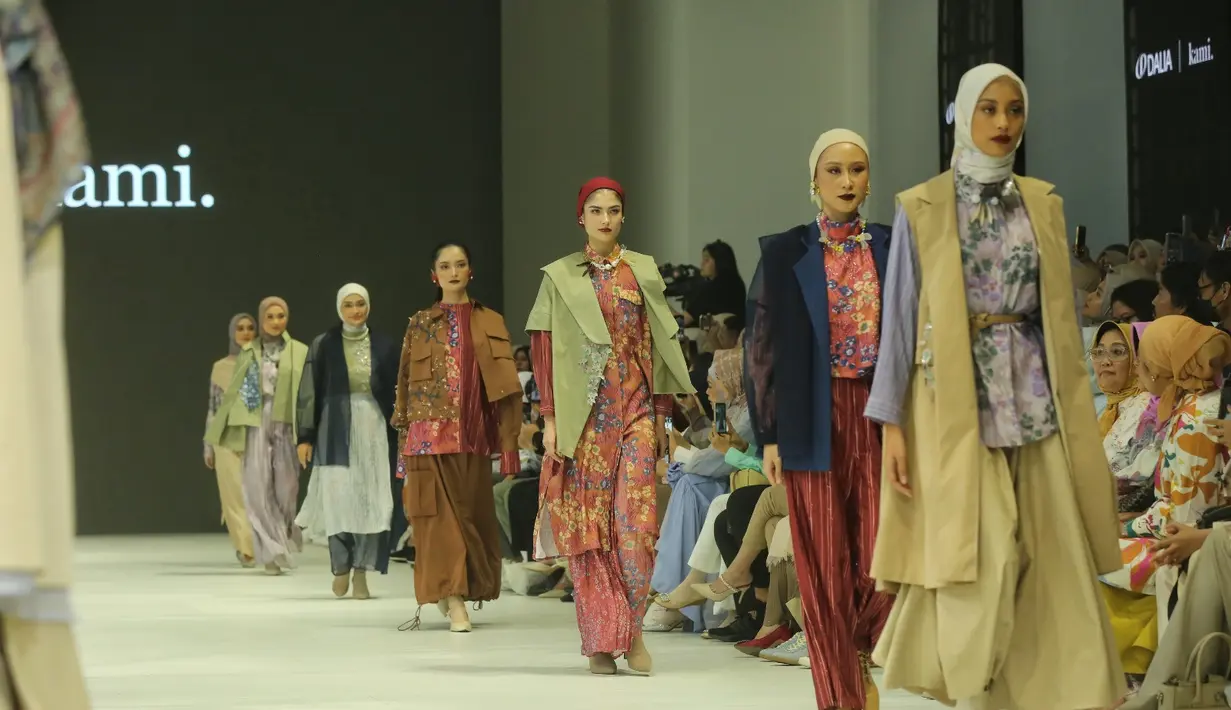 Kami turut meramaikan Jakarta Fashion Week 2024 dengan membawakan koleksi terbaru bertajuk “Primavera”. [Foto: Fimela/Adirian Utama P]