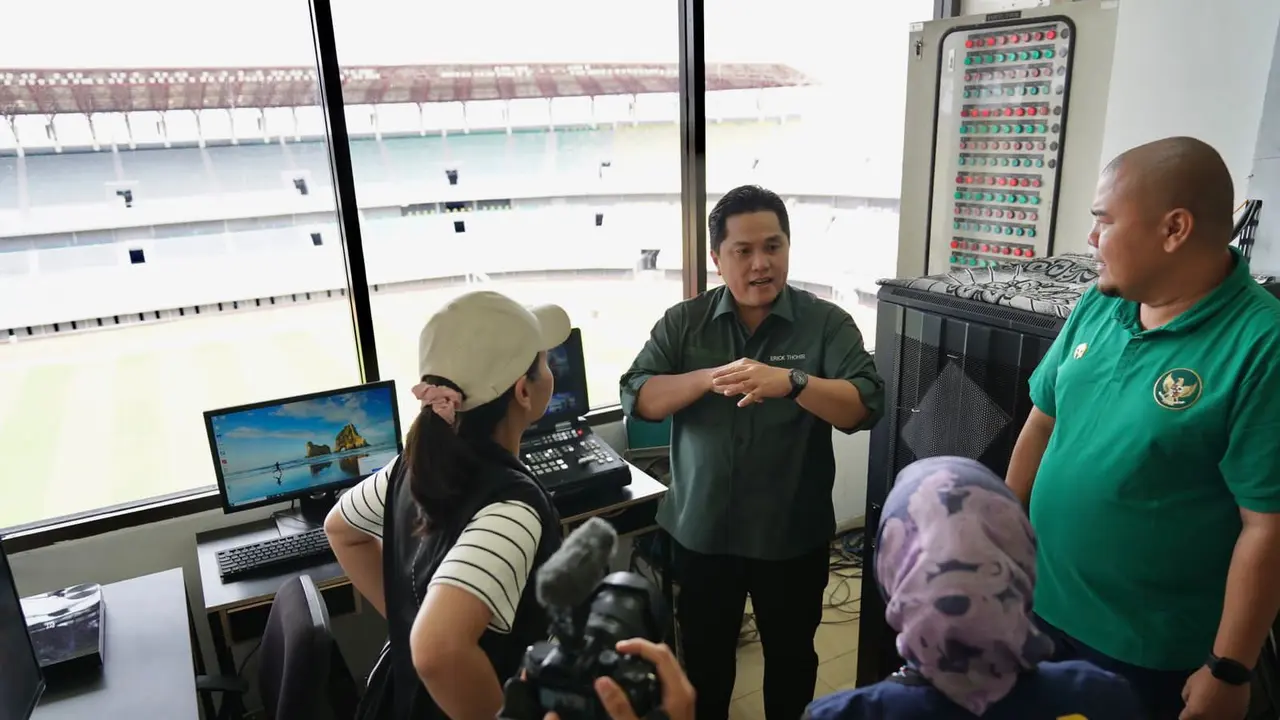 Erick Thohir kunjungi Stadion Gelora Bung Tomo
