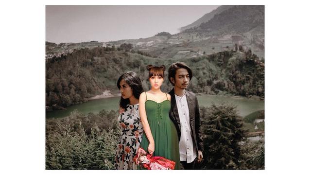 6 Editan Foto Fiersa Besari Saat Prewedding Ini Bikin 