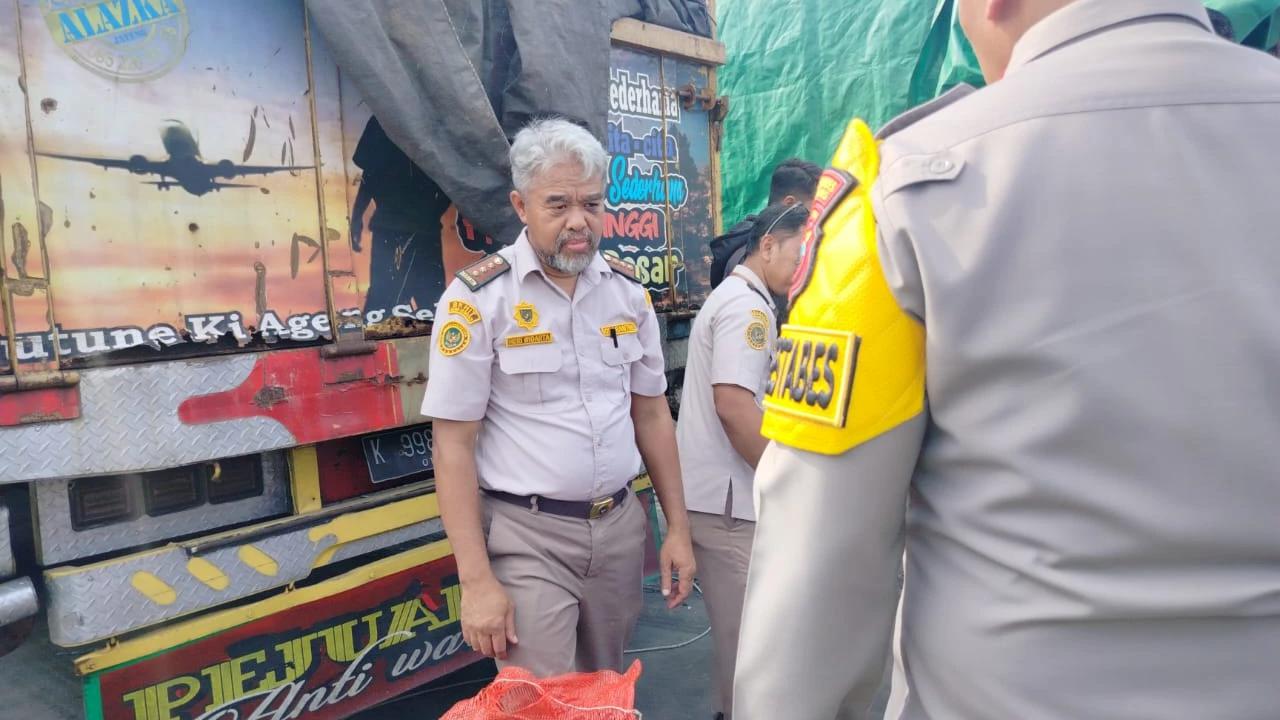 Gagalkan Penyelundupan Bawang Bombai di Tanjung Emas, Diduga Tanpa Sertifikat Kesehatan